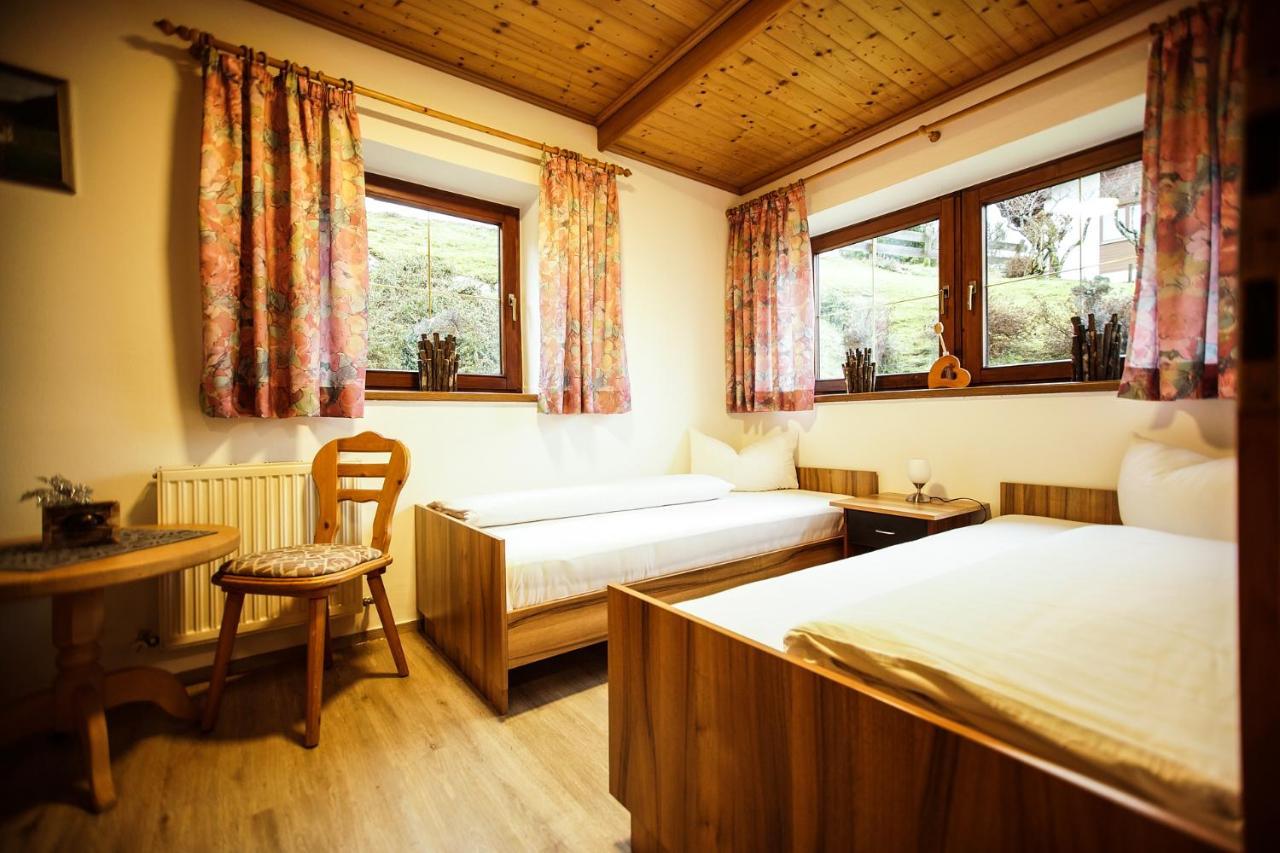 Pension Sonnleit'N Kirchdorf in Tirol Bagian luar foto